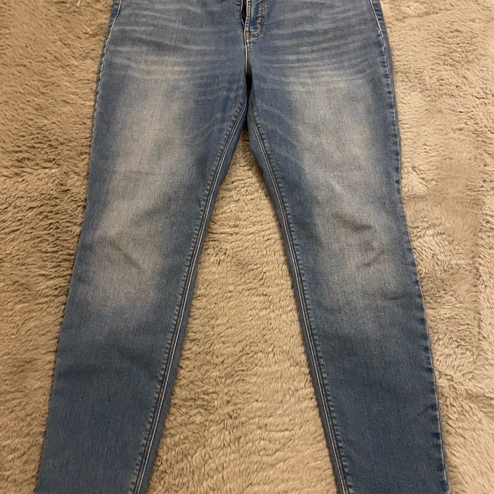OLD NAVY High-Rise Rockstar Super Skinny Jeans – Built-In Warm (Size 14)